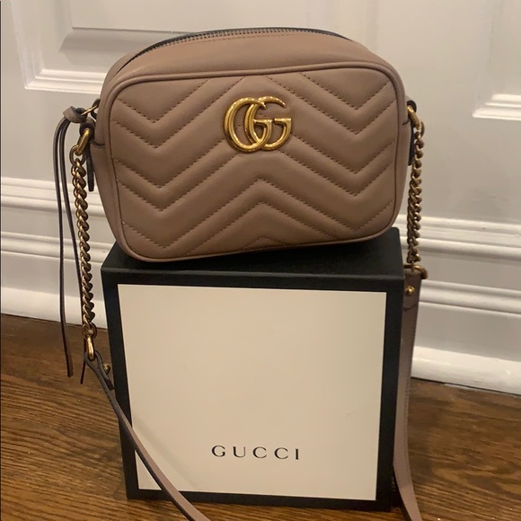 Gucci GG Marmont Mini Leather Bag - Picture 2 of 4